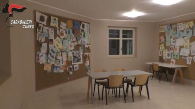 Pazienti disabili umiliati e presi a botte, 21 indagati