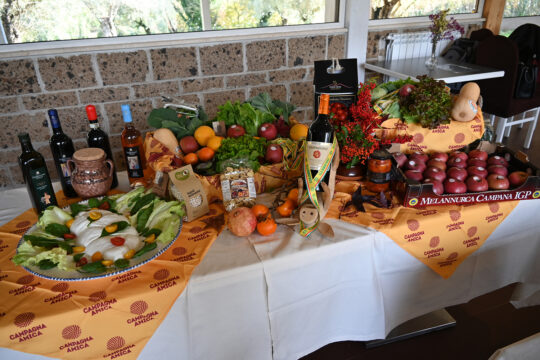 COLDIRETTI CASERTA AL VILLAGGIO DI NATALE NEL REAL SITO DI CARDITELLO