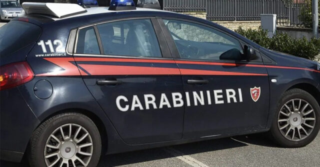 Trovato morto in campagna: rinvenuto cadavere carbonizzato di un 46enne