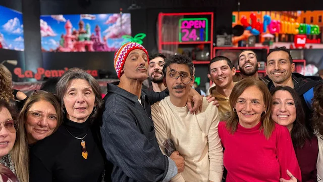 Fiorello ironizza sulle polemiche di Sanremo e annuncia il “DuranteFestival” in diretta social