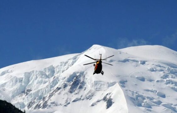 Valanga si stacca e travolge tre persone: c’é un morto ed un disperso