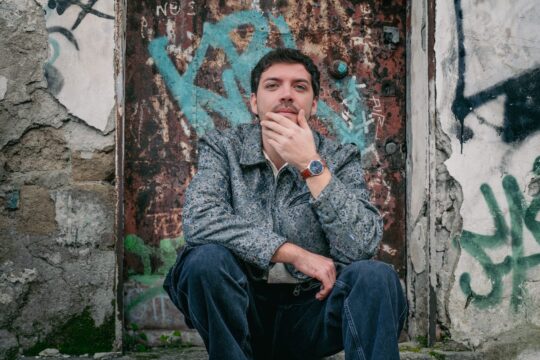 “Ammore miserabile”: il tema dei legami disfunzionali nel nuovo singolo di Dario Cuomo