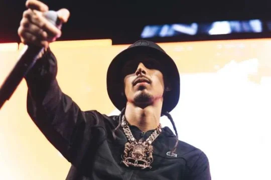 Nuovamente arrestato il rapper Baby Gang: porto d’arma, rapina e maltrattamenti le accuse