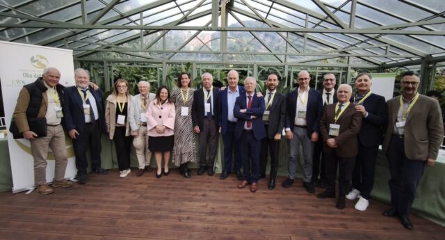 Il Premio Olio delle Sirene a Sorrento: una alleanza strategica per il rilancio degli oli extravergini di oliva in Italia.