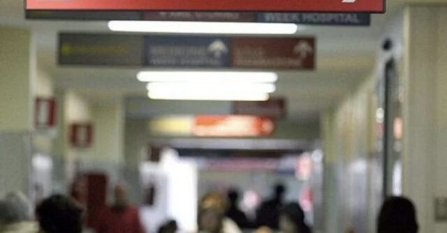 Dimesso dal pronto soccorso, muore a casa: medico indagato, “sovraffollamento oscurò la diagnosi”