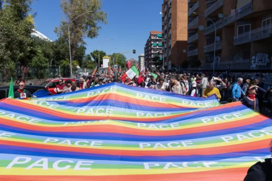 Spari al corteo del 25 aprile a Roma: due i feriti