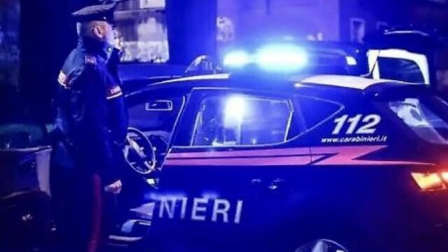 Spara al rivale durante una lite per soldi: fermato un 48enne per tentato omicidio