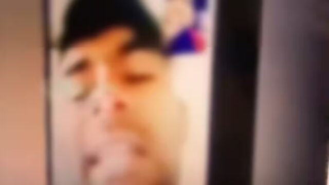 Uccide il fratello e confessa il delitto in videochiamata alla famiglia: choc in provincia