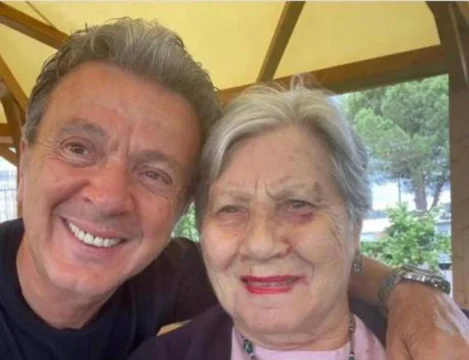 Lutto per Pupo, morta la mamma Irene: “Vola in cielo con una parte di me”
