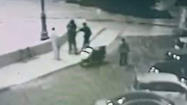 Bakari Sako ucciso dal branco in strada. Il Gip: “Senso di impunità e disprezzo della vita altrui”