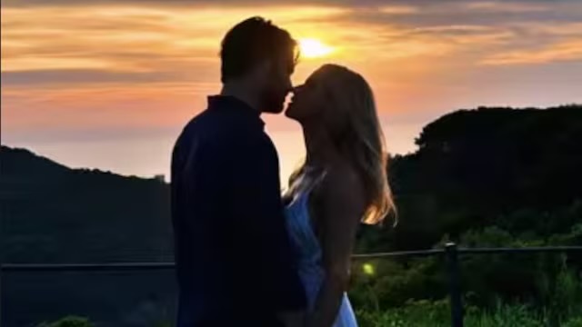 Michelle Hunziker e Giulio Berruti sempre più uniti: la prima foto romantica condivisa sui social