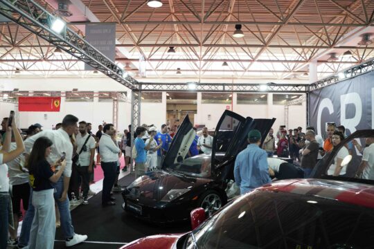 Automoto Napoli expo, grande successo con 75mila visitatori: +90% rispetto allo scorso anno
