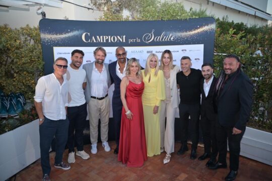 NAPOLI ACCENDE I RIFLETTORI SU PREVENZIONE E INCLUSIONE: EMOZIONI E GRANDI NOMI AI “CAMPIONI PER LA SALUTE AWARDS”