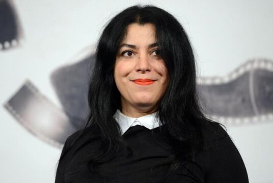Addio all’artista franco-iraniana Marjane Satrapi, autrice di “Persepolis”: aveva 56 anni