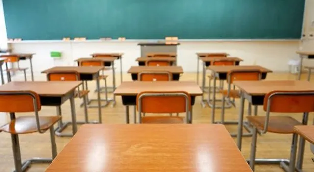 Suicida a 16 anni il giorno dopo la fine della scuola, lascia una lettera ai genitori: “Chiedo scusa”