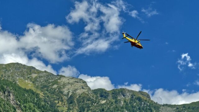 Alpinisti precipitano per oltre 100 metri: morti un 25enne ed un 26enne