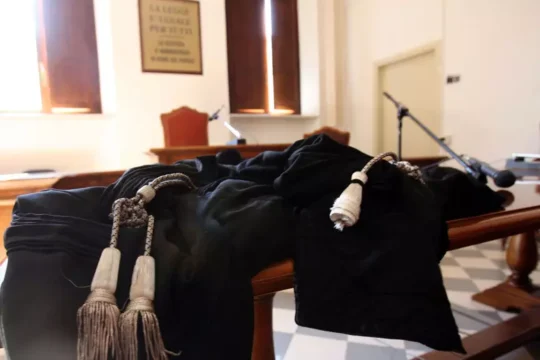 Omicidio del pizzaiolo, il giudice esclude la premeditazione: confermato il carcere per l’indagato