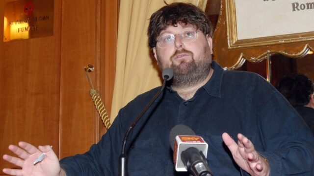 Adinolfi si difende dopo l’arresto per truffa: “Sono innocente. La vicenda è surreale”
