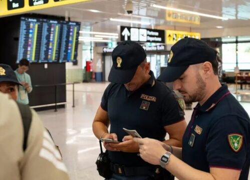 Stop Schengen con la Spagna, controlli negli aeroporti italiani: cosa cambia