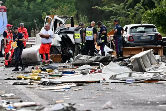 Scontro sulla Terni-Rieti, sei morti e 26 feriti: tre persone sono gravi