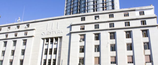 Zio orco accusato di mostrare materiale pedopornografico al nipote di 10 anni e di scattargli foto intime
