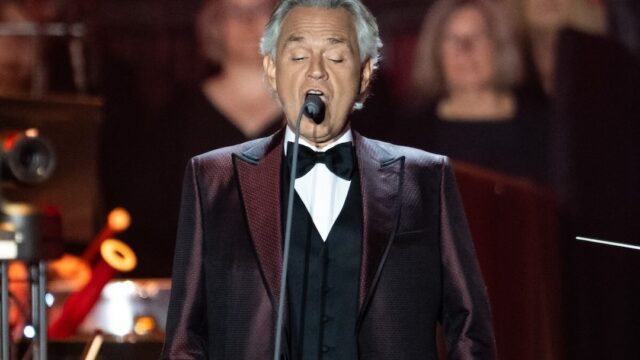 Polemica Andrea Bocelli in Indonesia: chiesta la cancellazione di due concerti per il suo presunto sostegno a Israele