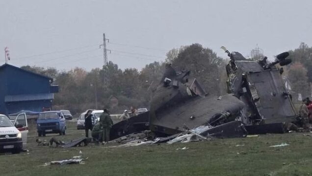 Elicottero militare precipita durante una missione: quattro morti e undici feriti