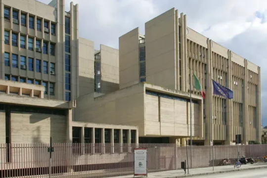 Studente universitario trovato morto a 20 anni, il sospetto dei genitori: «Potrebbe essere una sfida online»